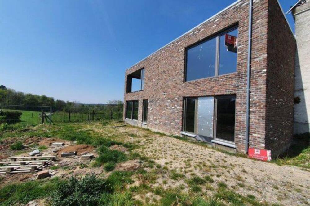 Maison à vendre à Hauset 4730 370000.00€  chambres 229.00m² - annonce 899572