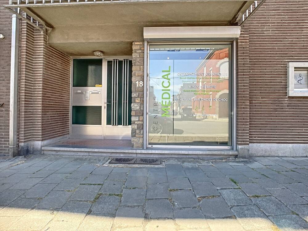 Commerce à louer à Amay 4540 395.00€ 0 chambres 15.00m² - annonce 10105