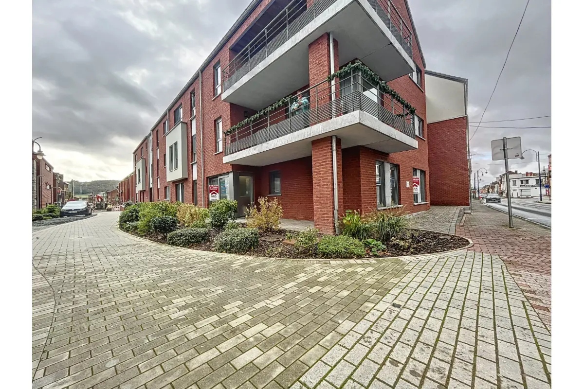 Triplex à  à Amay 4540 700.00€ 0 chambres 50.00m² - annonce 20509
