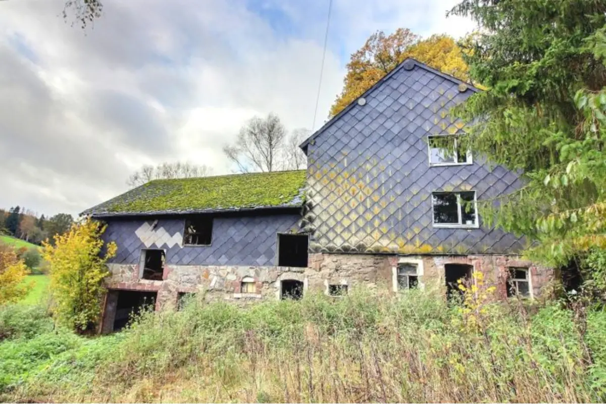 Autre à vendre à Thommen 4791 115000.00€  chambres 290.00m² - annonce 29671