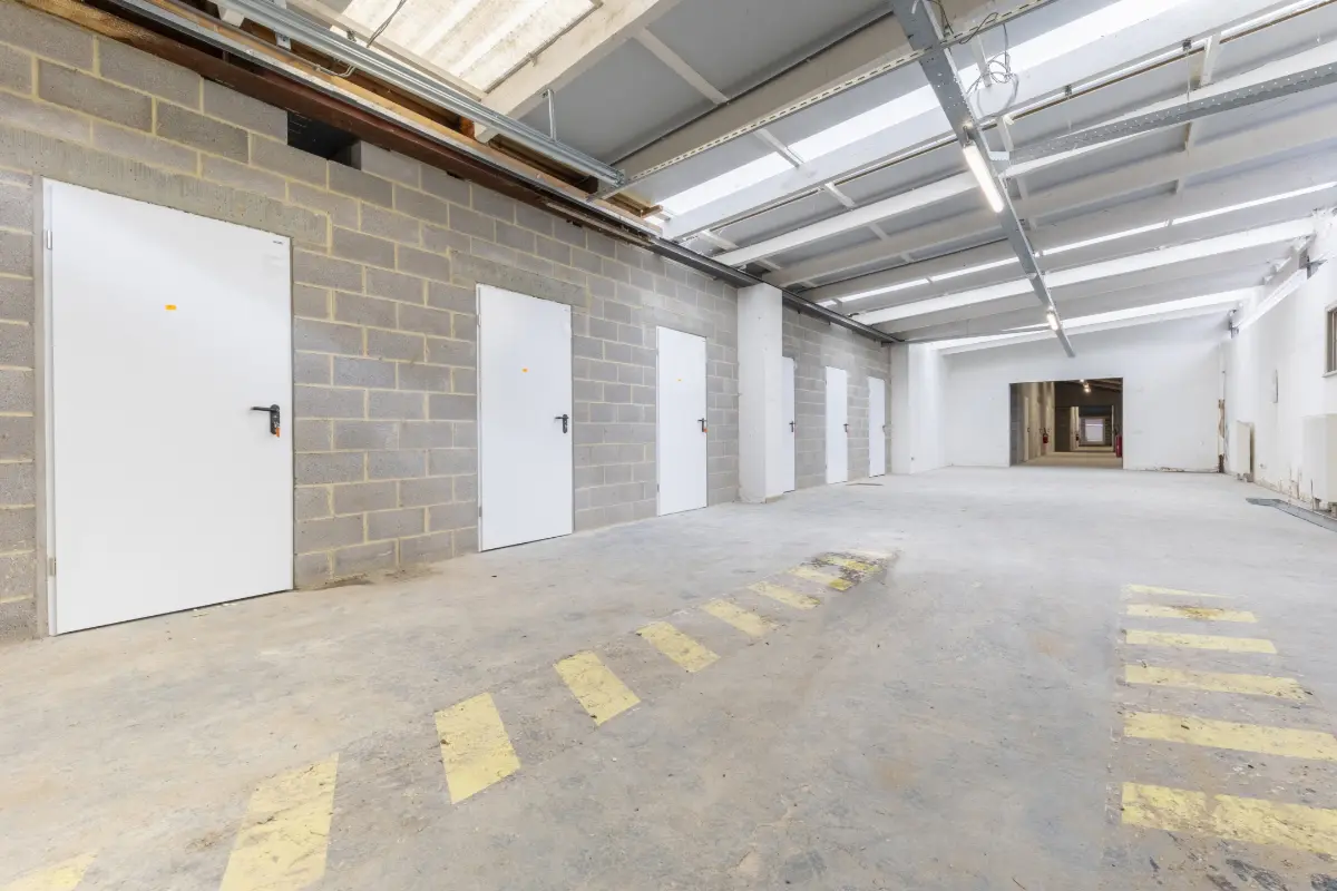 Commerce à louer à Saint-Nicolas 4420 59.00€  chambres 5.00m² - annonce 62471