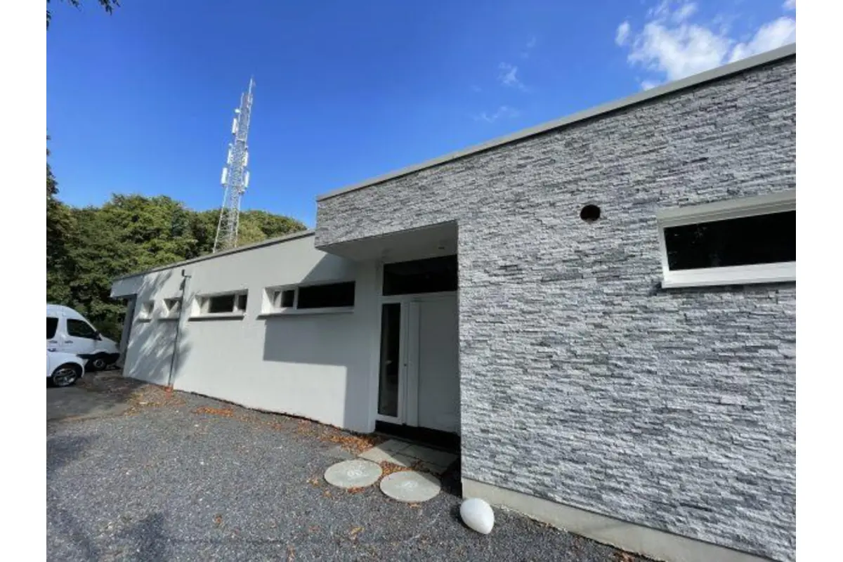 Autre à vendre à Hergenrath 4728 995000.00€  chambres 400.00m² - annonce 258632