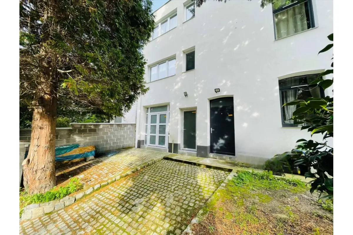 Commerce à louer à Flémalle 4400 600.00€ 0 chambres 30.00m² - annonce 269928