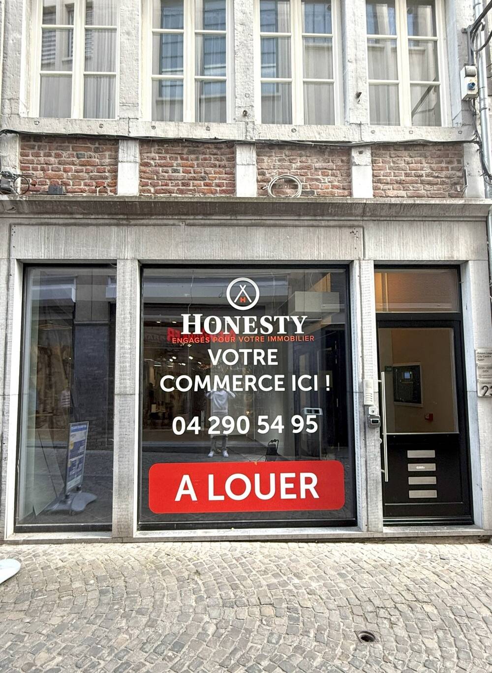 Commerce à à Liège 4000 1750.00€ chambres 65.00m² - annonce 301757