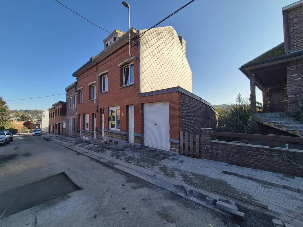 Maison à vendre à Saint-Nicolas 4420 189000.00€ 7 chambres 245.00m² - annonce 505466