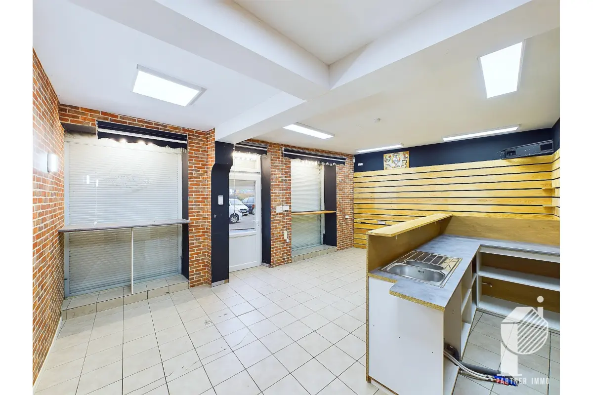 Commerce à vendre à Verviers 4800 79000.00€  chambres 32.00m² - annonce 328973