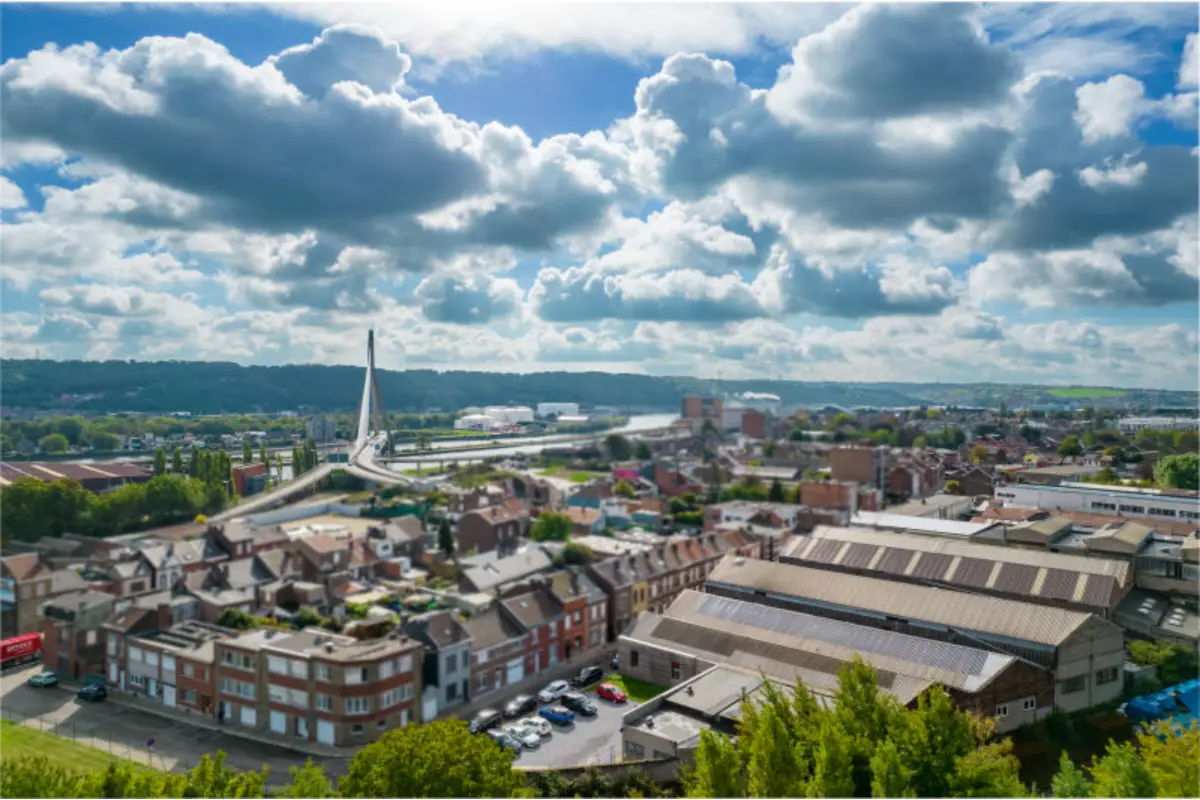 Commerce à vendre à Herstal 4040 990000.00€  chambres 2780.00m² - annonce 372184