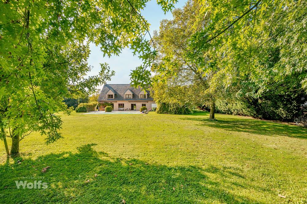Maison à vendre à Fexhe-Slins 4458 745000.00€ 5 chambres 366.00m² - annonce 374206