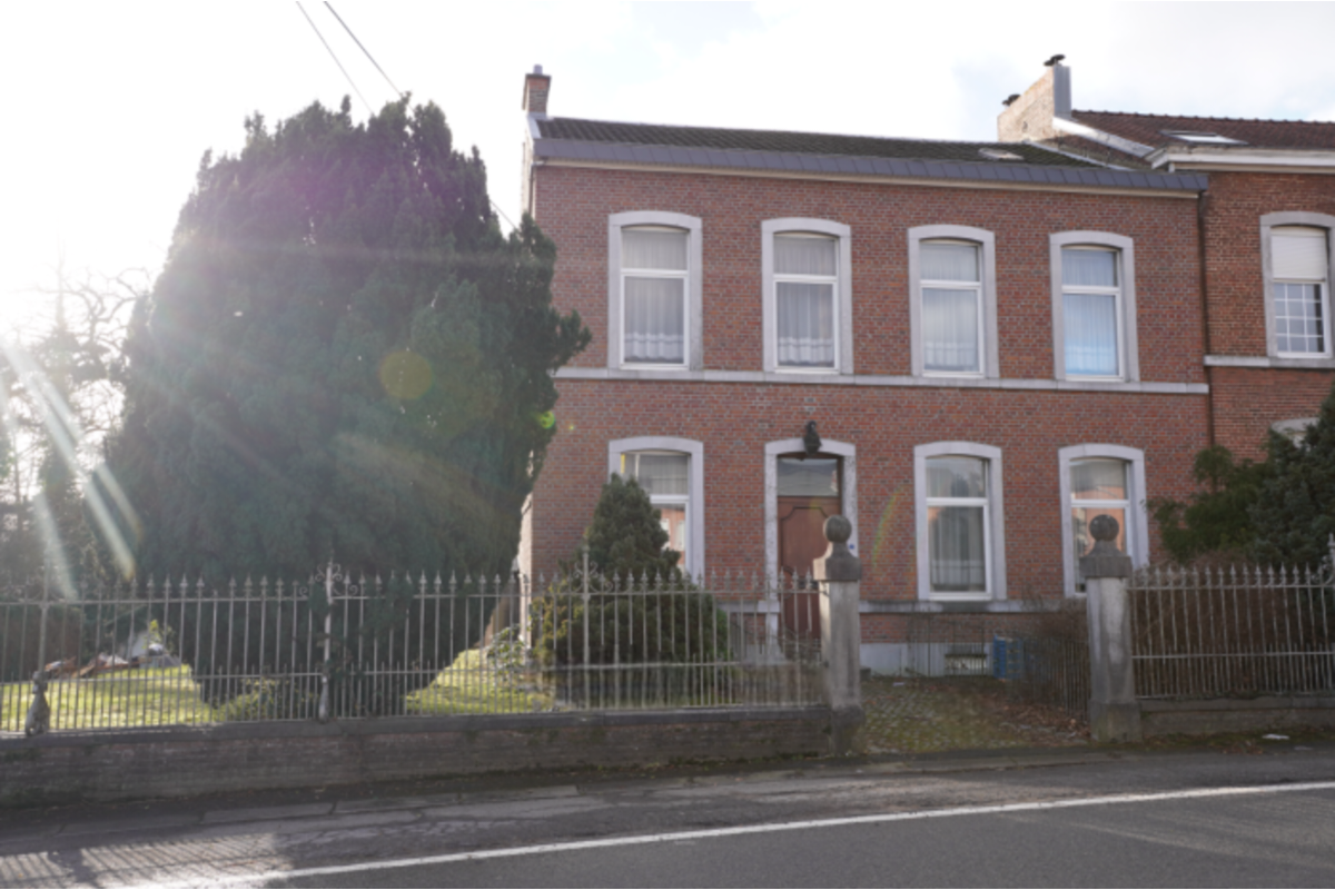 Autre à vendre à Hombourg 4852 299000.00€ 6 chambres 243.00m² - annonce 390014