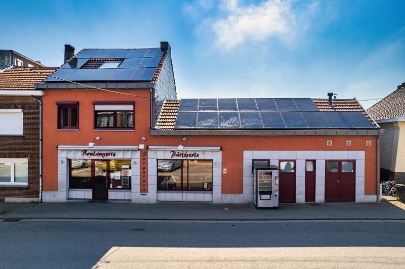 Maison à vendre à Oupeye 4680 375000.00€ 4 chambres 463.00m² - annonce 408357