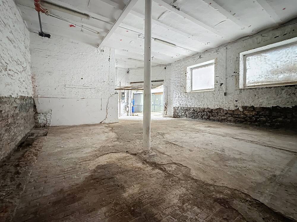 Commerce à vendre à Verviers 4800 129000.00€ chambres 230.00m² - annonce 416822