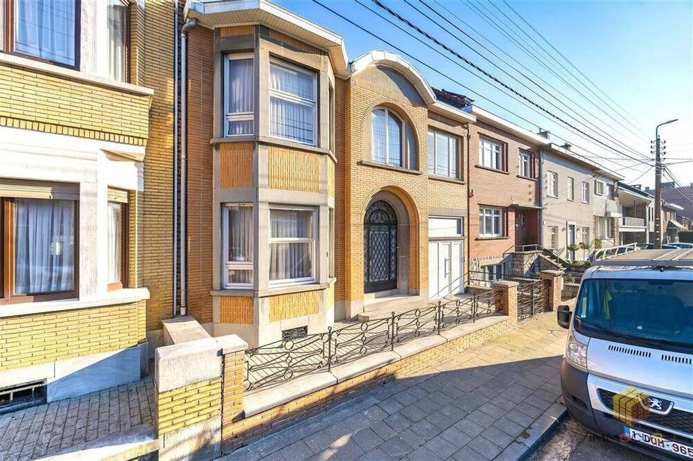 Maison à vendre à Waremme 4300 305000.00€ 4 chambres 219.00m² - annonce 420663