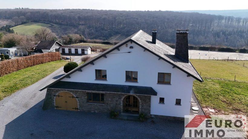 Maison à vendre à Eupen 4700 750000.00€ 4 chambres m² - annonce 423046