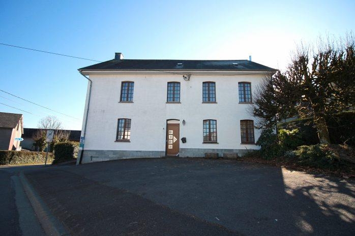 Maison à vendre à Crombach 4784 135000.00€ 5 chambres 187.00m² - annonce 424598