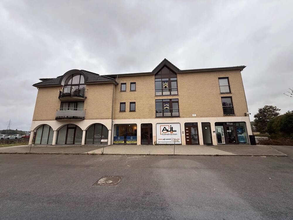 Commerce à louer à Voroux-lez-Liers 4451 0.00€ chambres m² - annonce 588744