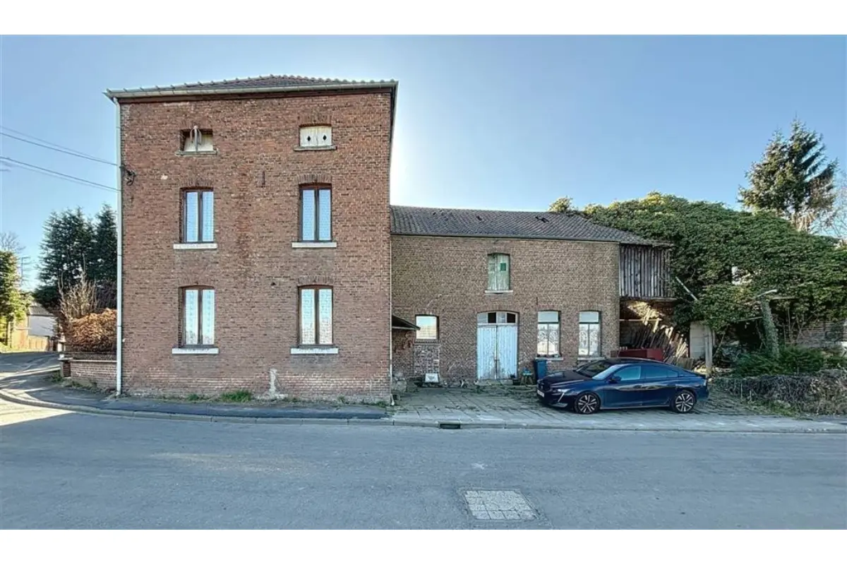 Commerce à vendre à Heure-le-Romain 4682 175000.00€ 4 chambres 145.00m² - annonce 427665