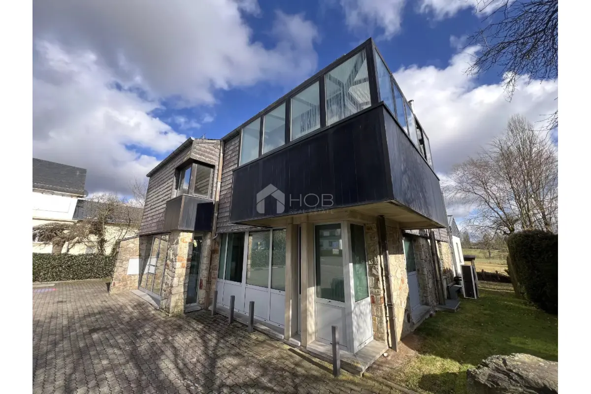 Maison à vendre à Burg-Reuland 4790 298000.00€  chambres 465.00m² - annonce 760032
