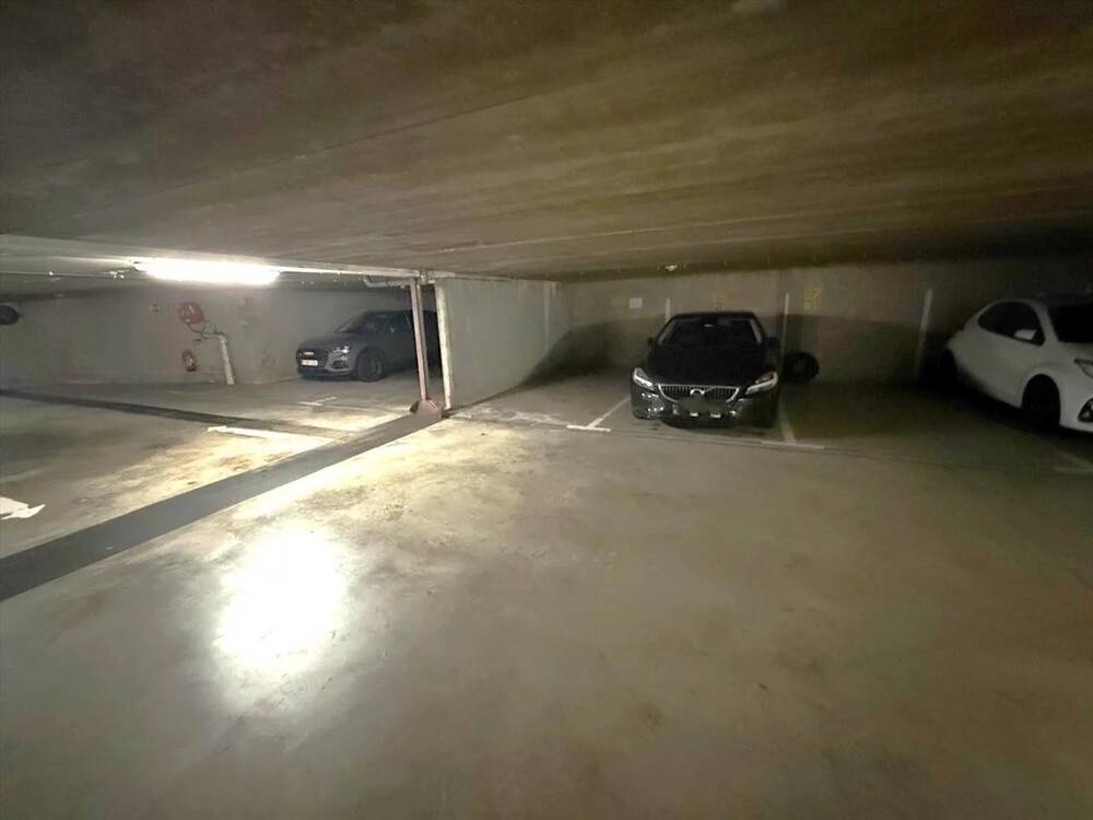 Parking / garage à vendre à Liège 4000 20000.00€ chambres m² - annonce 429212