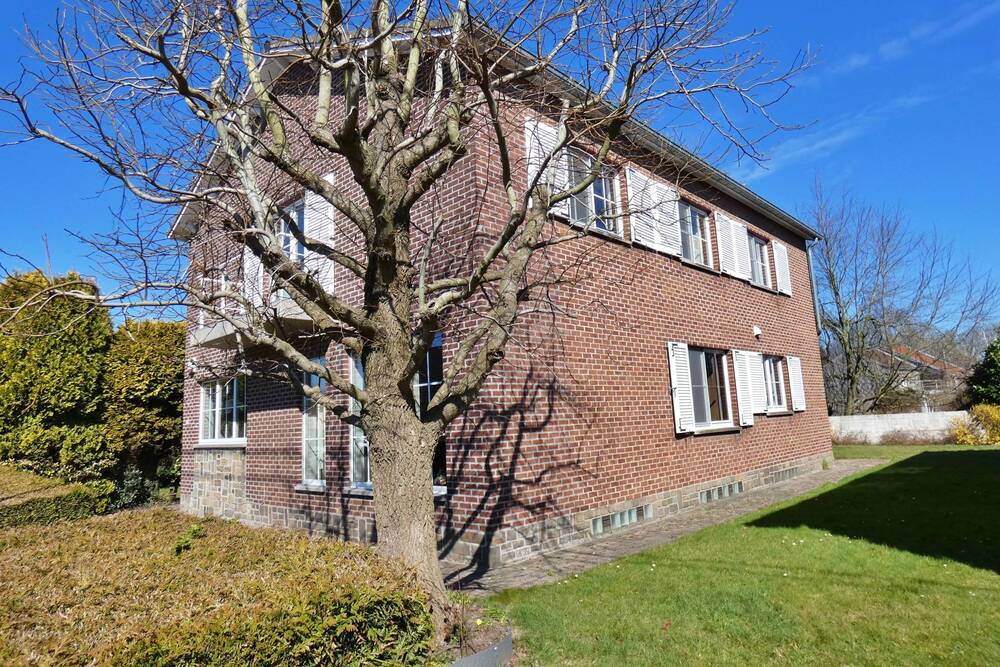 Maison à vendre à Voroux-lez-Liers 4451 375000.00€ 5 chambres 239.00m² - annonce 429876