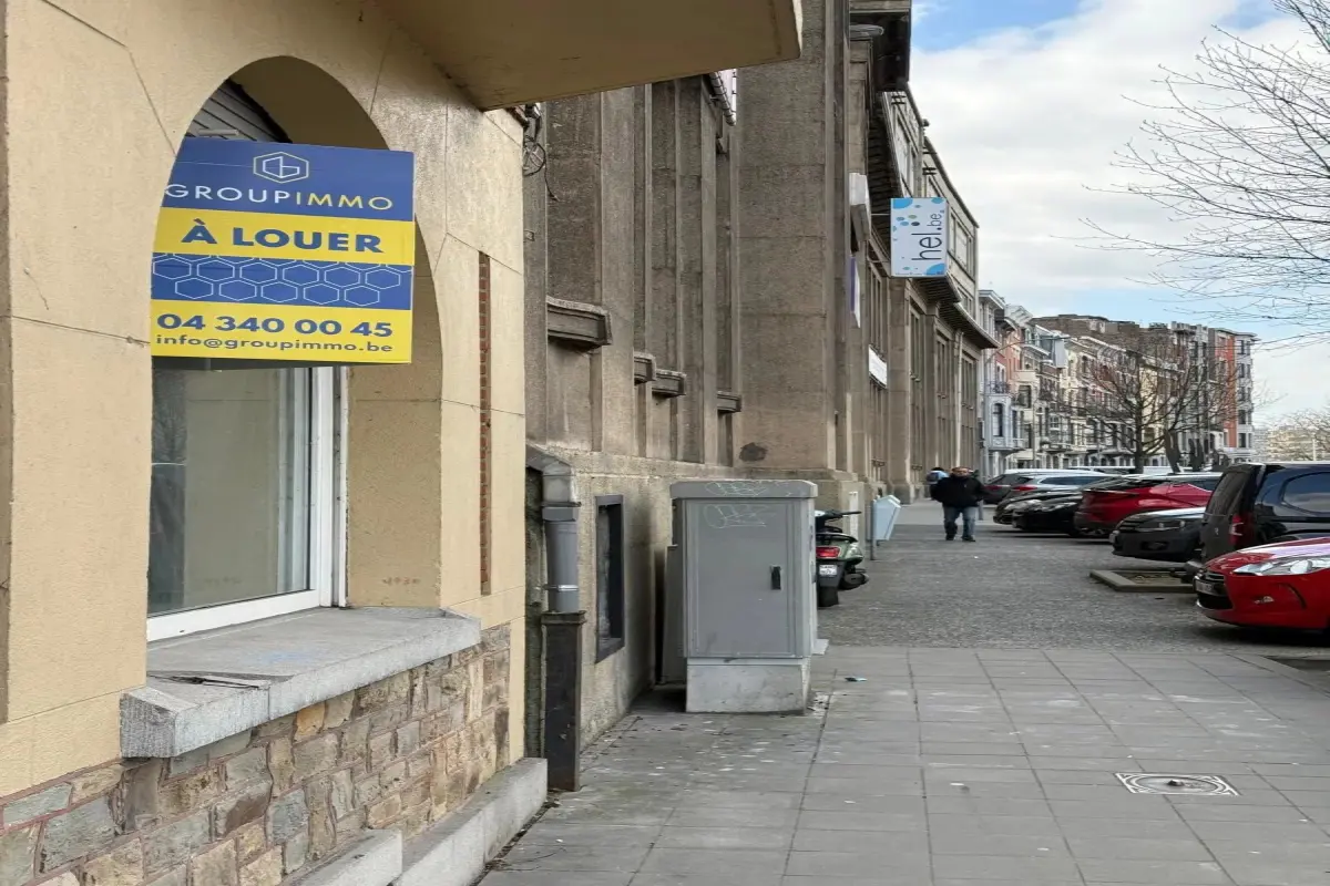 Commerce à louer à Liège 4020 350.00€  chambres m² - annonce 429340