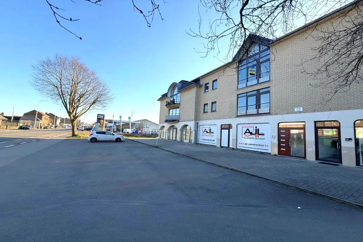 Appartement à louer à Voroux-lez-Liers 4451 990.00€ 2 chambres 75.00m² - annonce 429298