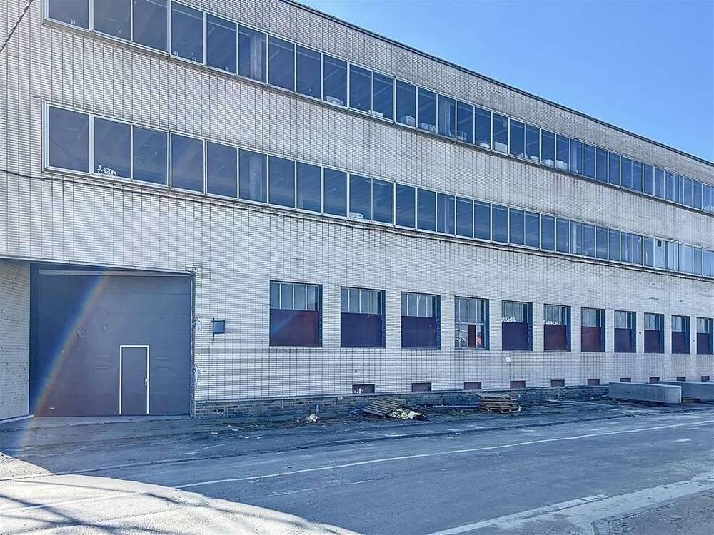 Commerce à louer à Liège 4020 7290.00€ chambres 2186.00m² - annonce 428317