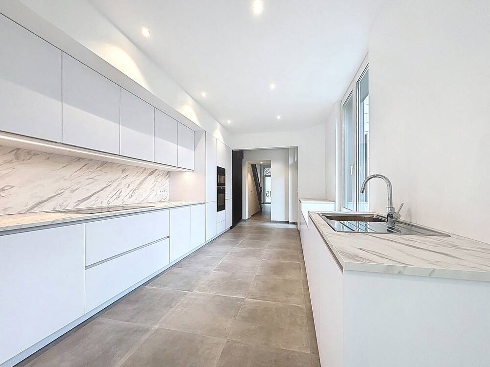 Maison à vendre à Chaudfontaine 4050 435000.00€ 4 chambres 223.00m² - annonce 429679