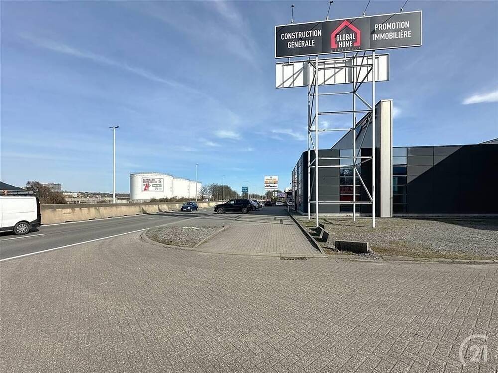 Commerce à vendre à Wandre 4020 1290000.00€ chambres m² - annonce 433626