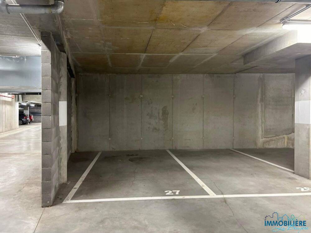 Parking à louer à Liège 4000 100.00€ chambres m² - annonce 435792