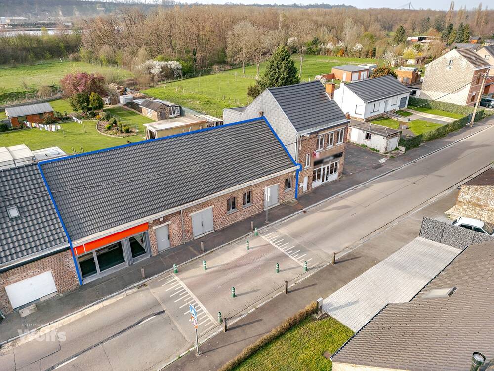 Commerce à vendre à Lixhe 4600 140000.00€  chambres 267.00m² - annonce 439162