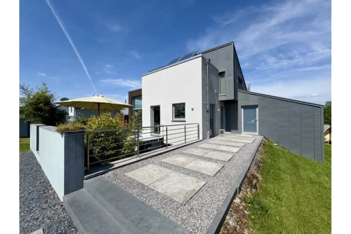 Autre à vendre à Recht 4780 595000.00€ 4 chambres 170.00m² - annonce 440943