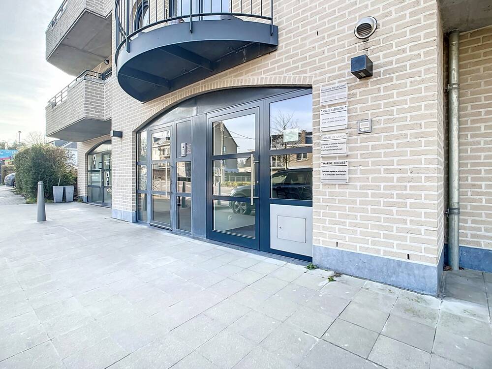 Commerce à vendre à Angleur 4031 350000.00€ chambres 109.00m² - annonce 452193