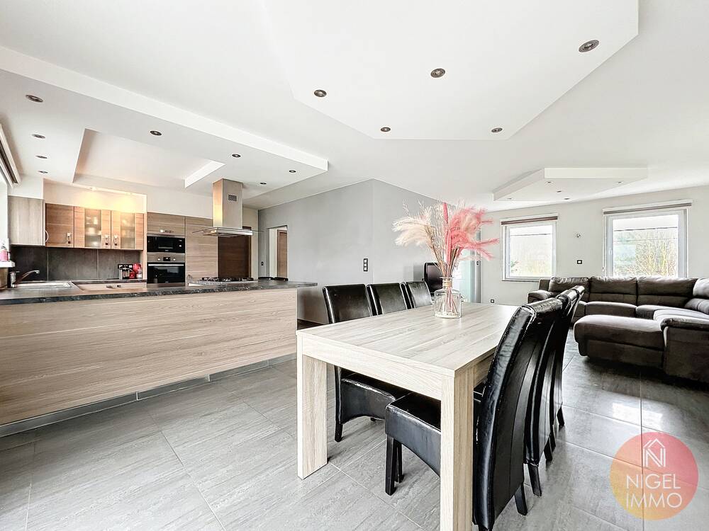 Maison à vendre à Oupeye 4680 369000.00€ 3 chambres 183.00m² - annonce 454372