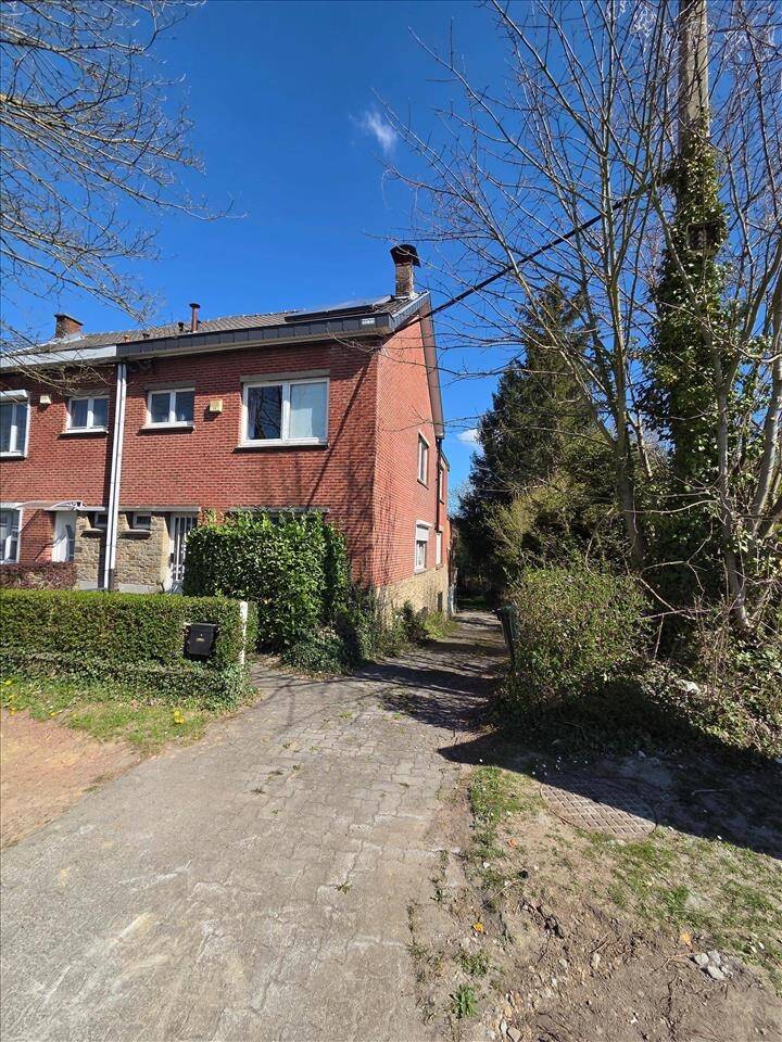 Maison à vendre à Ougrée 4102 299000.00€ 4 chambres m² - annonce 455937
