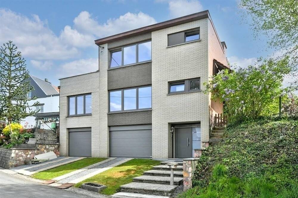 Maison à à Housse 4671 265000.00€ 3 chambres 177.00m² - annonce 458700