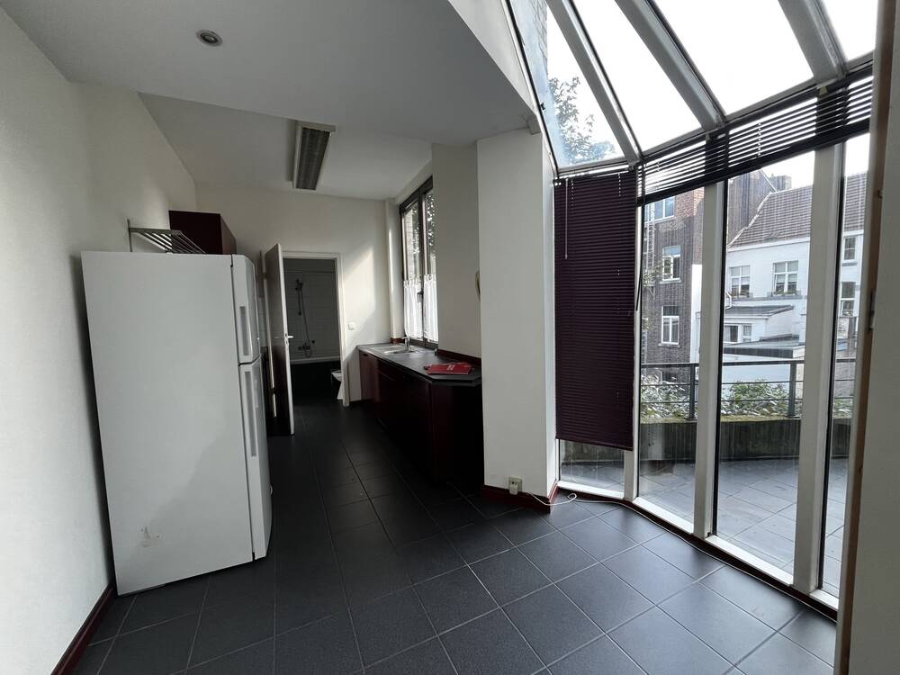 Studio à louer à Liège 4000 570.00€  chambres m² - annonce 461072