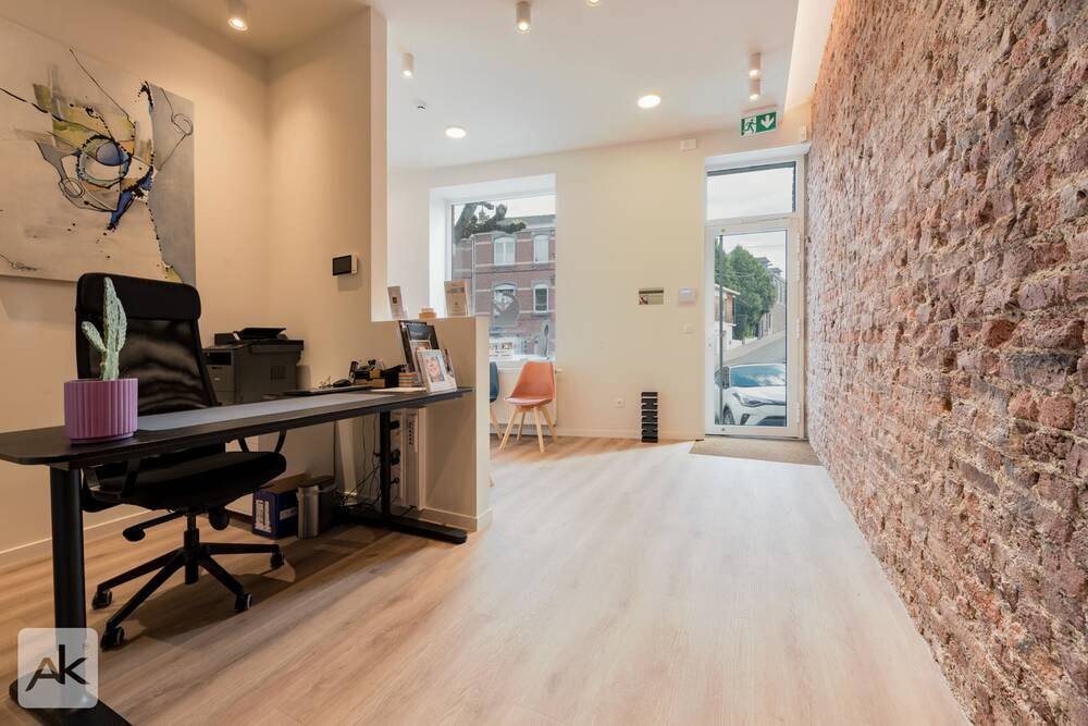 Commerce à  à Visé 4600 2000.00€  chambres 155.00m² - annonce 464050