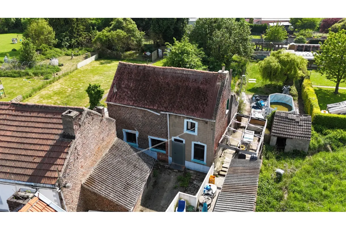 Bungalow à vendre à Grâce-Hollogne 4460 99000.00€ 2 chambres 100.00m² - annonce 465058