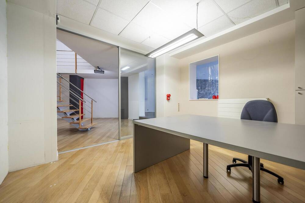 Commerce à louer à Oupeye 4680 1500.00€ chambres 110.00m² - annonce 465769