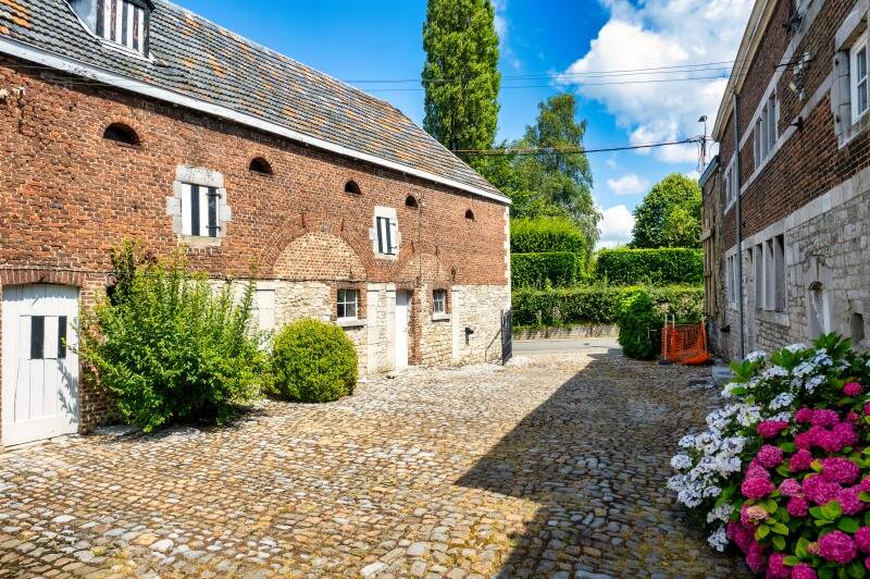 Bungalow à vendre à Grand-Rechain 4650 649000.00€ 5 chambres 274.00m² - annonce 476010
