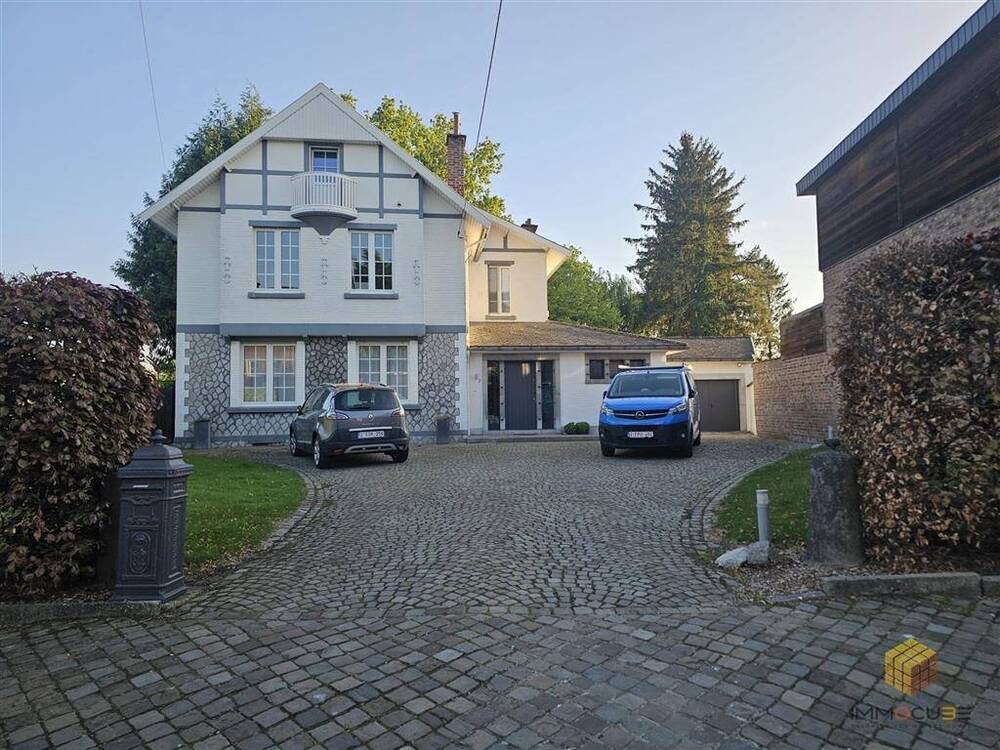 Commerce à louer à Oleye 4300 400.00€ chambres 40.35m² - annonce 483469