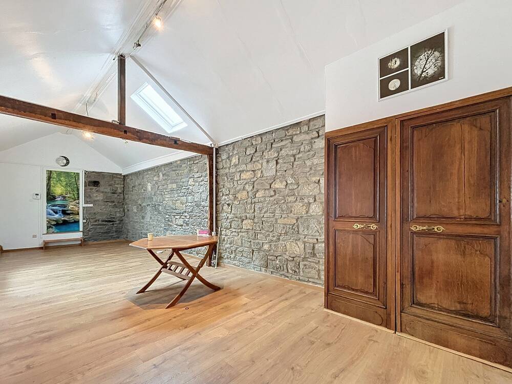 Appartement à louer à Esneux 4130 800.00€ 2 chambres 108.00m² - annonce 483325