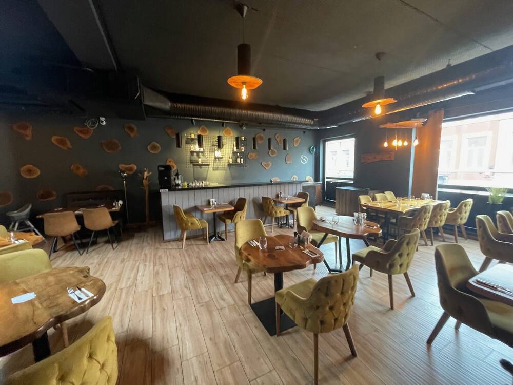 Commerce à vendre à Liège 4000 240000.00€ chambres 260.00m² - annonce 490935