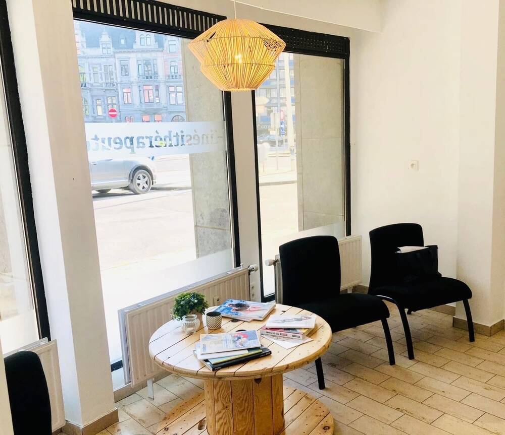Commerce à louer à Liège 4000 730.00€ 0 chambres m² - annonce 492844