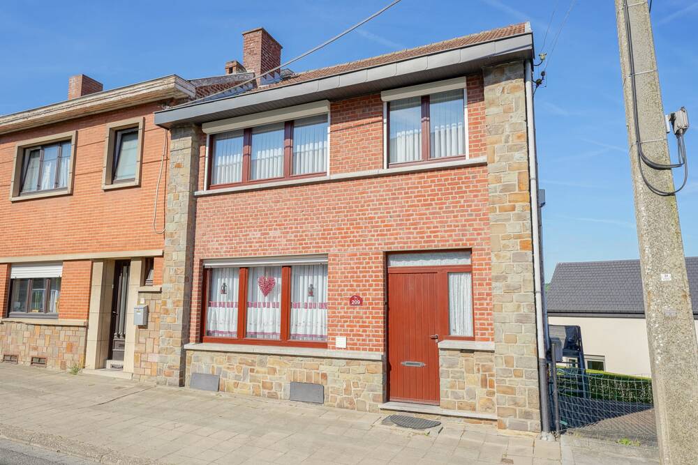 Maison à vendre à Jemeppe-sur-Meuse 4101 275000.00€ 4 chambres 176.00m² - annonce 500476