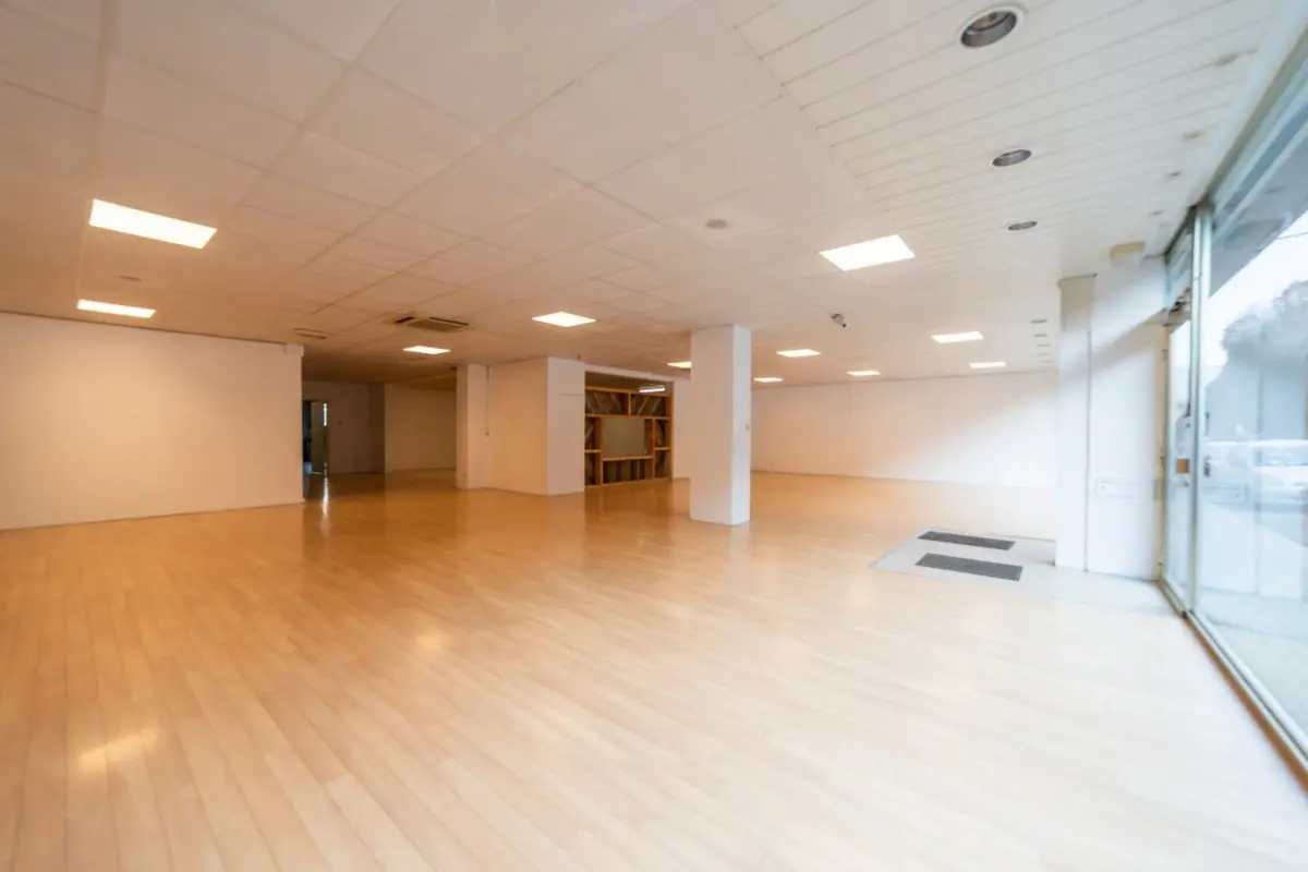 Commerce à louer à Trois-Ponts 4980 1200.00€  chambres 460.00m² - annonce 497193