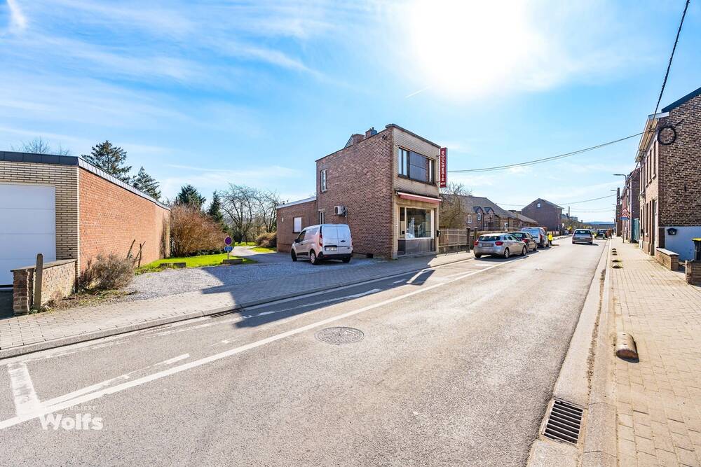 Immeuble de rapport - Immeuble à appartement à vendre à Haccourt 4684 225000.00€ chambres 85.00m² - annonce 511334