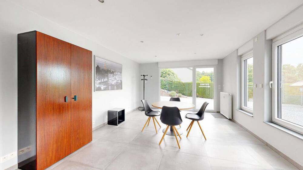 Commerce à louer à Antheit 4520 775.00€ chambres 100.00m² - annonce 512369