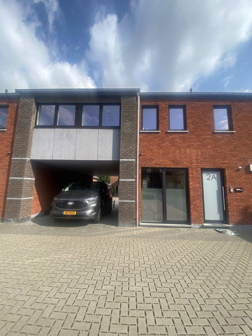 Commerce à louer à Villers-Saint-Siméon 4453 1650.00€ 0 chambres m² - annonce 513185