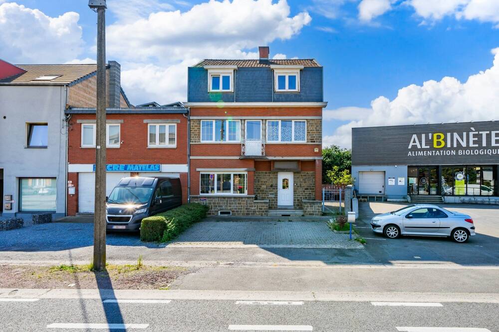 Maison à louer à Haccourt 4684 1200.00€ 6 chambres 167.00m² - annonce 515094